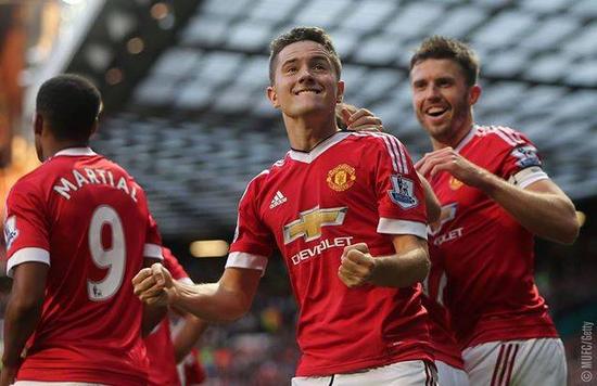 马进行压制 马进行压制